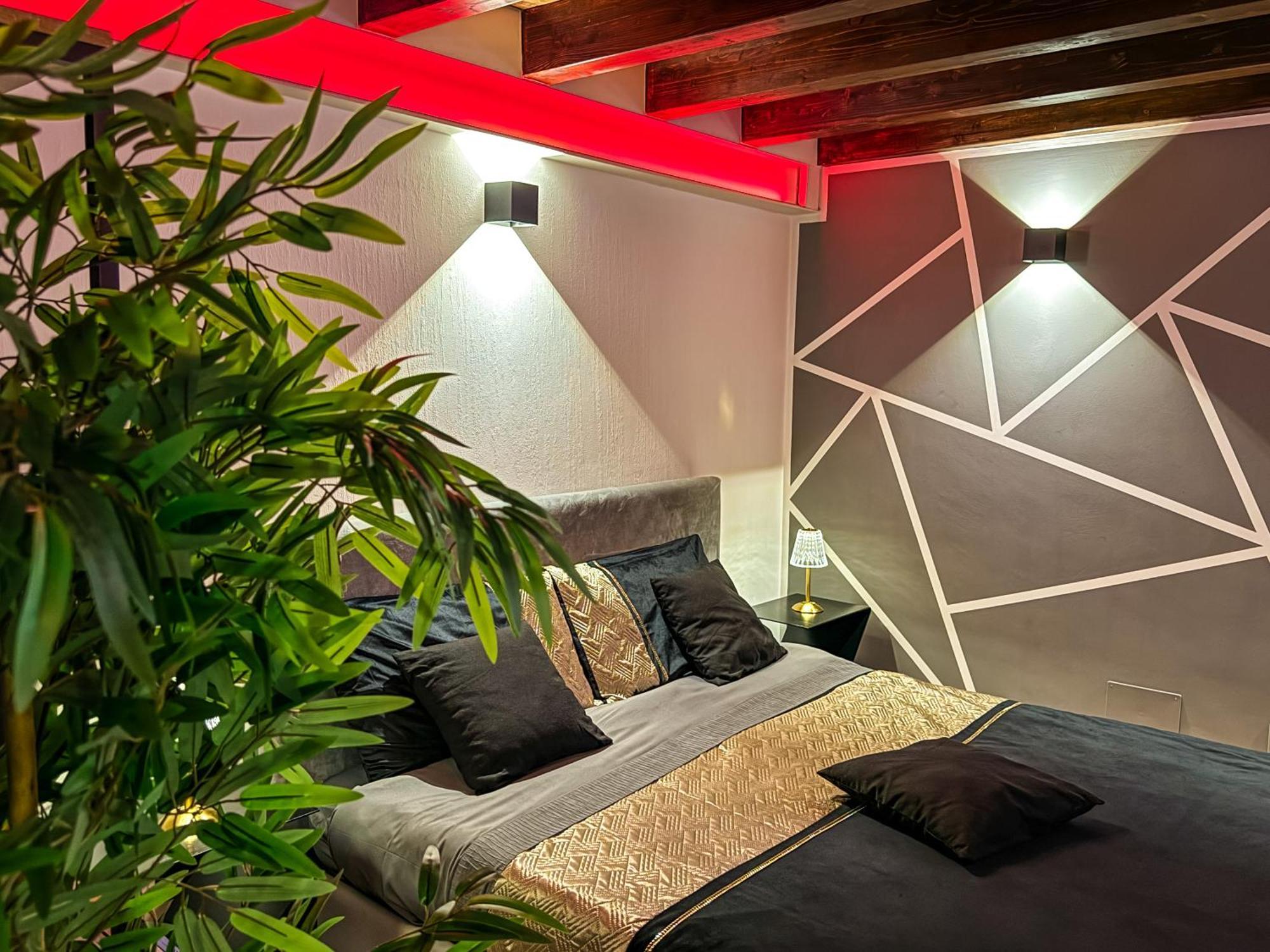 Rouge Suite & Spa Palermo Centro Buitenkant foto