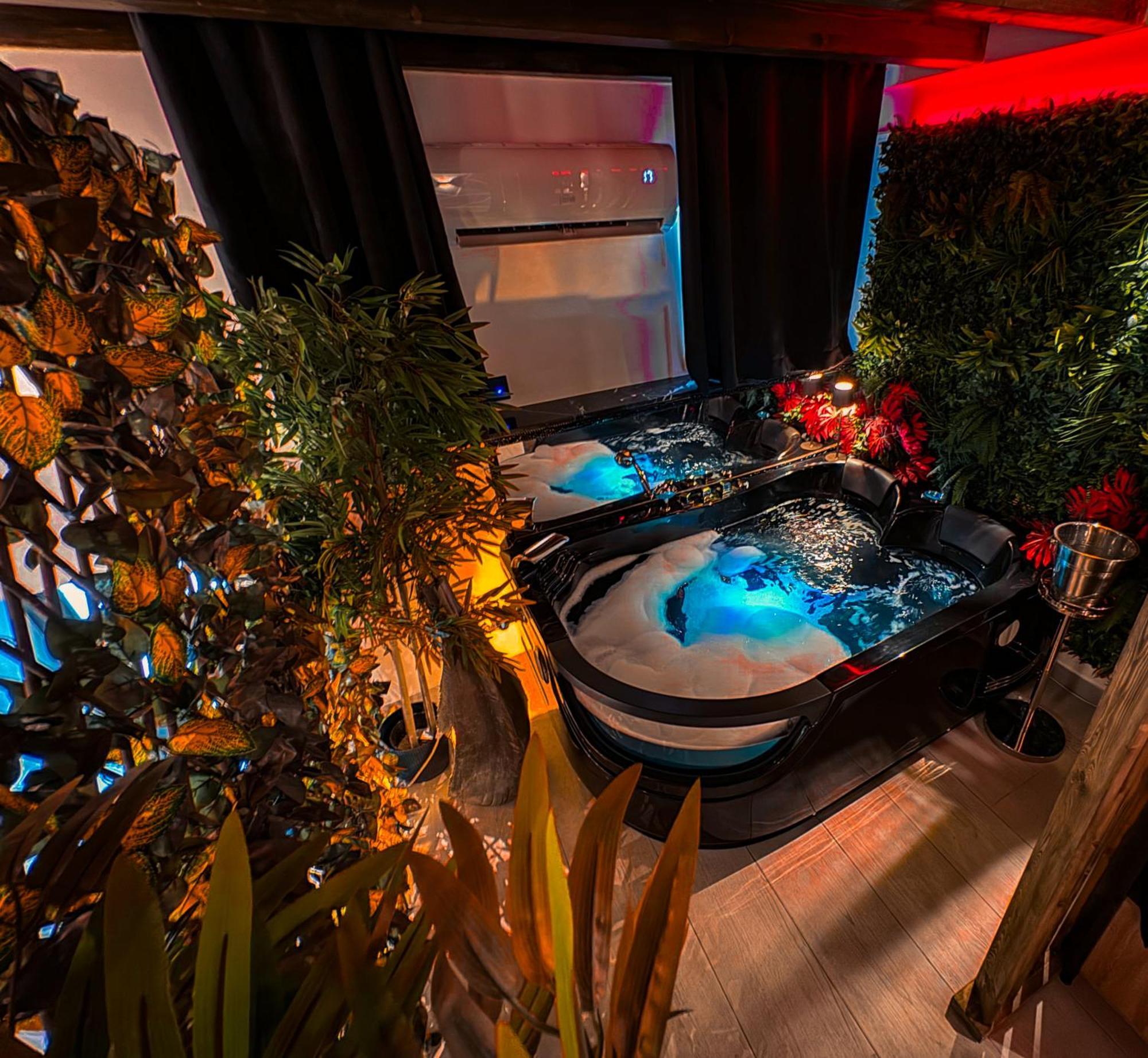 Rouge Suite & Spa Palermo Centro Buitenkant foto